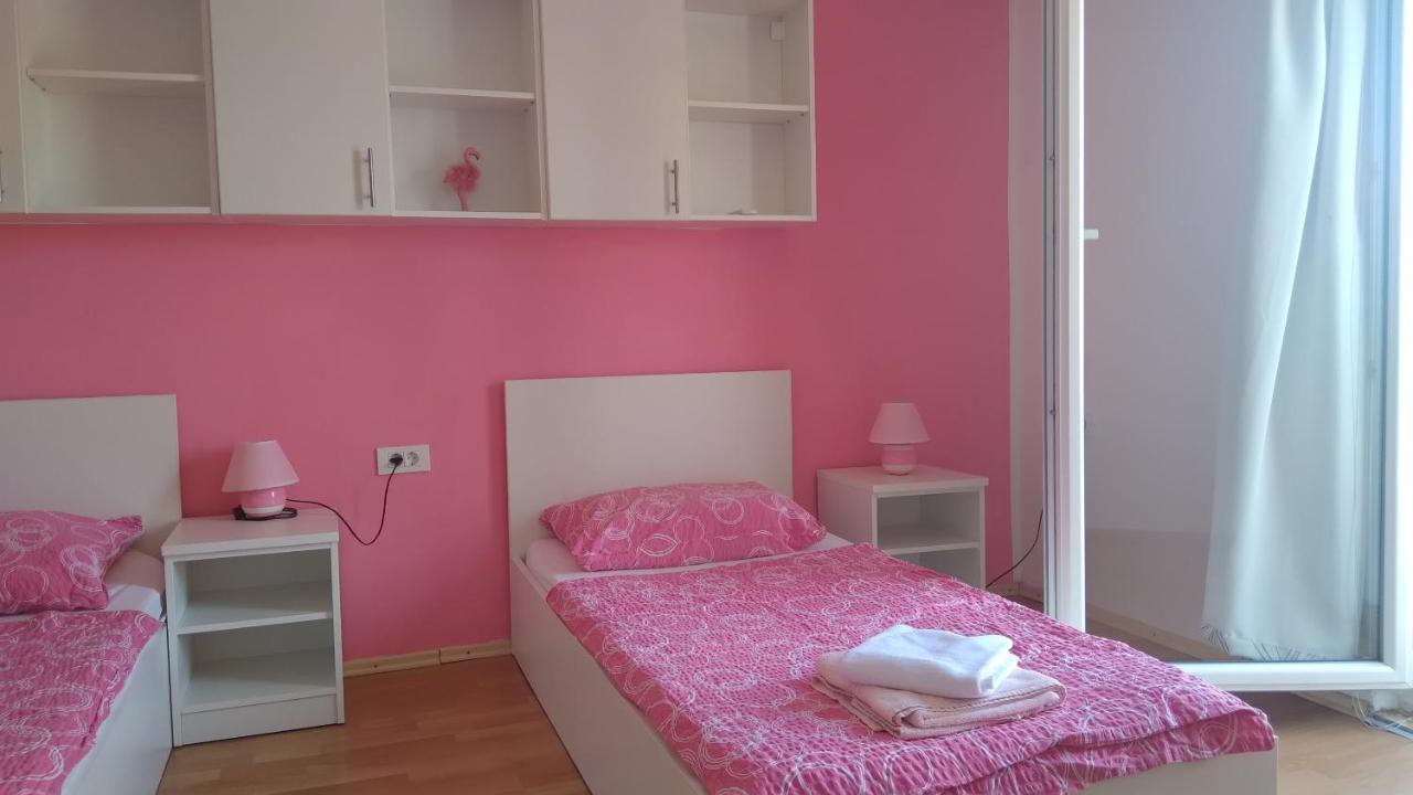 Apartmani "Lorenzo" Новалья Экстерьер фото